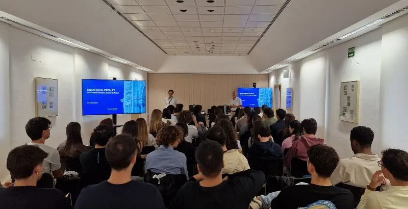 charla