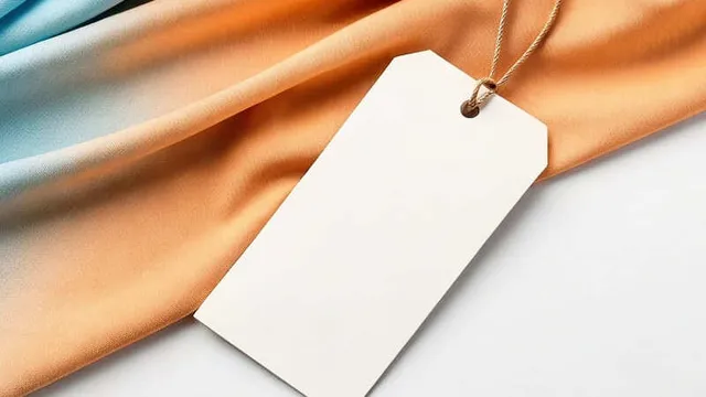 creaci&oacute;n de una marca de ropa a partir de una etiqueta en blanco