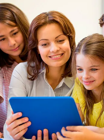 Curso Universitario sobre el uso de l as TIC en Entornos Bilingües
