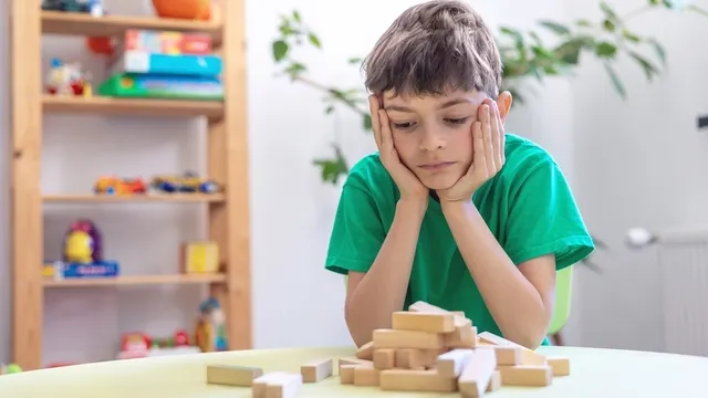 Dificultad con la persistencia de la tarea en niños con autismo o dispraxia