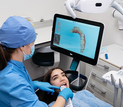 encuentro-bienvenida-postgrados-odontologia.jpg