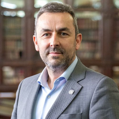 fernando-suarez-profesor.width-500x500.format-jpg.jpg