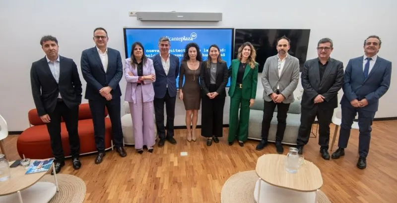 foto familia mesa