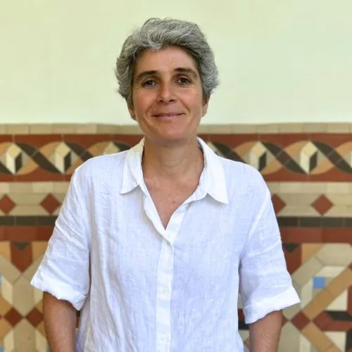 gisela-abad-profesor.width-500x500.format-jpg.jpg