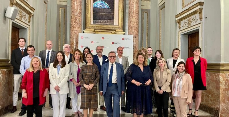 jornada marítimo CABECERA FOTO FAMILIA.jpg
