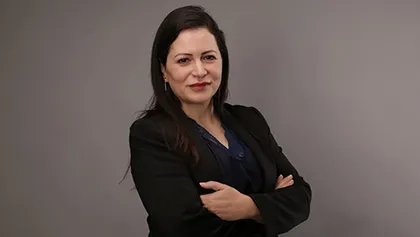 Julia Ayuso