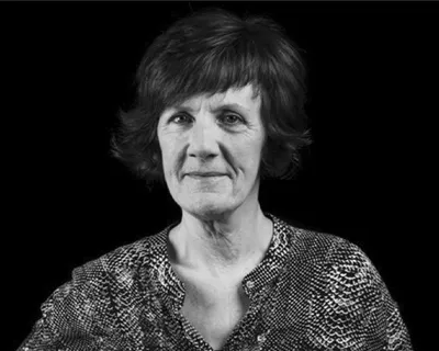 Lucinda Morrissey profesora de Diseño Gráfico online y UX