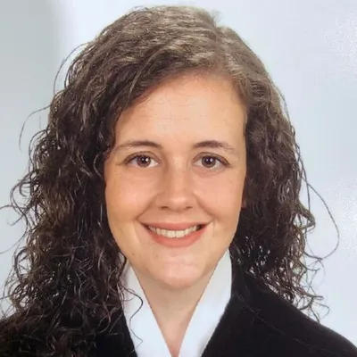 marta-zomeno-profesor.width-500x500.format-jpg.jpg