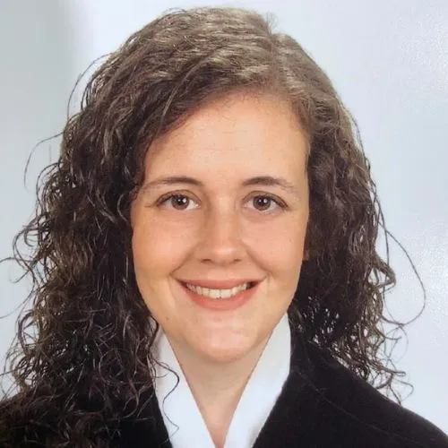 marta-zomeno-profesor.width-500x500.format-jpg.jpg