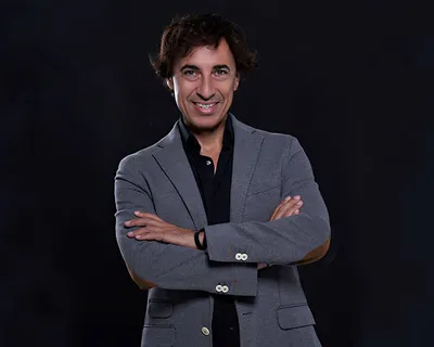 Dr. Mikel Alonso