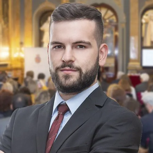 mikel-recuero-profesor.width-500x500.format-jpg.jpg