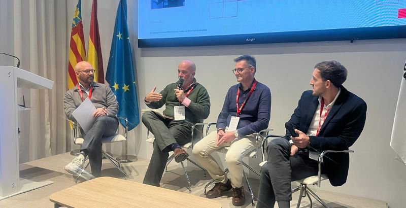 nuestro expertos 2.jpg