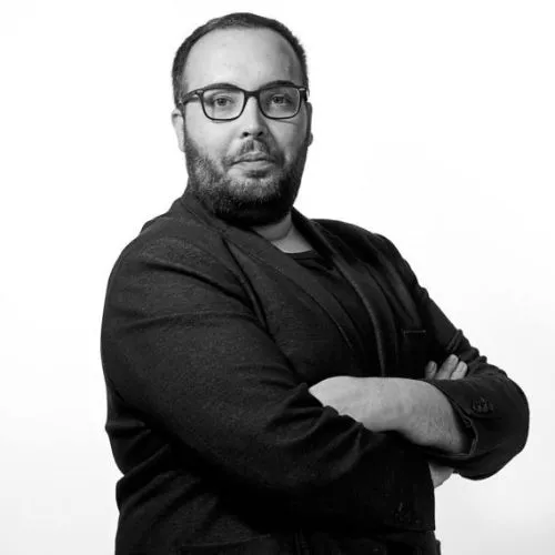 oscar-moreno-profesor.width-500x500.format-jpg.jpg