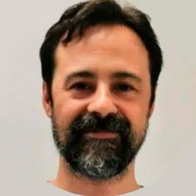 pablo-santos-profesor.width-500x500.format-jpg.jpg