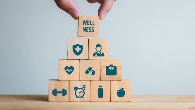 imagen de bloques de madera con iconos de la planificación preventiva