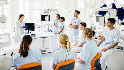 Programa a medida en simulaci&oacute;n cl&iacute;nica| Universidad Europea