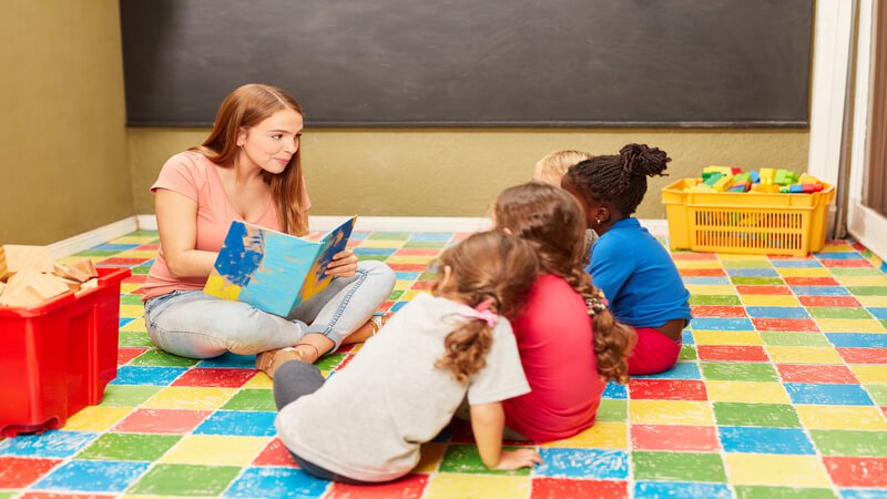 Cómo se relacionan Educación y Pedagogía? | UE Ecuador