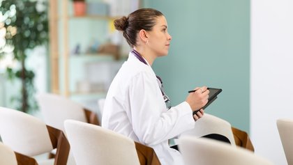 estudiante de posgrado de medicina