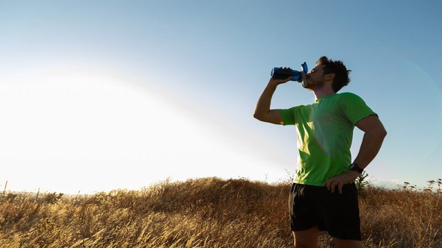 Hydration in sport: Why is it important?