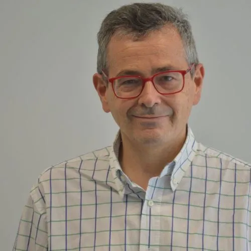 nombre-apellido-profesor.width-500x500.format-jpg.jpg